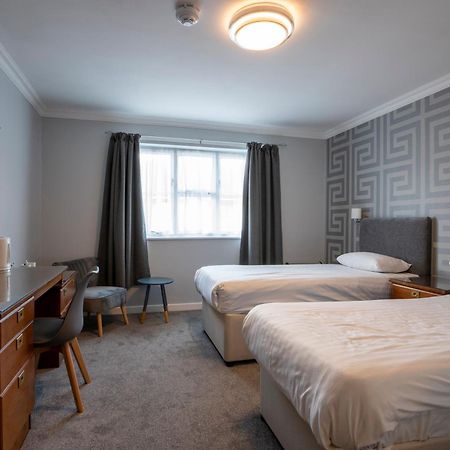 Beaufort Park Hotel Mold Extérieur photo
