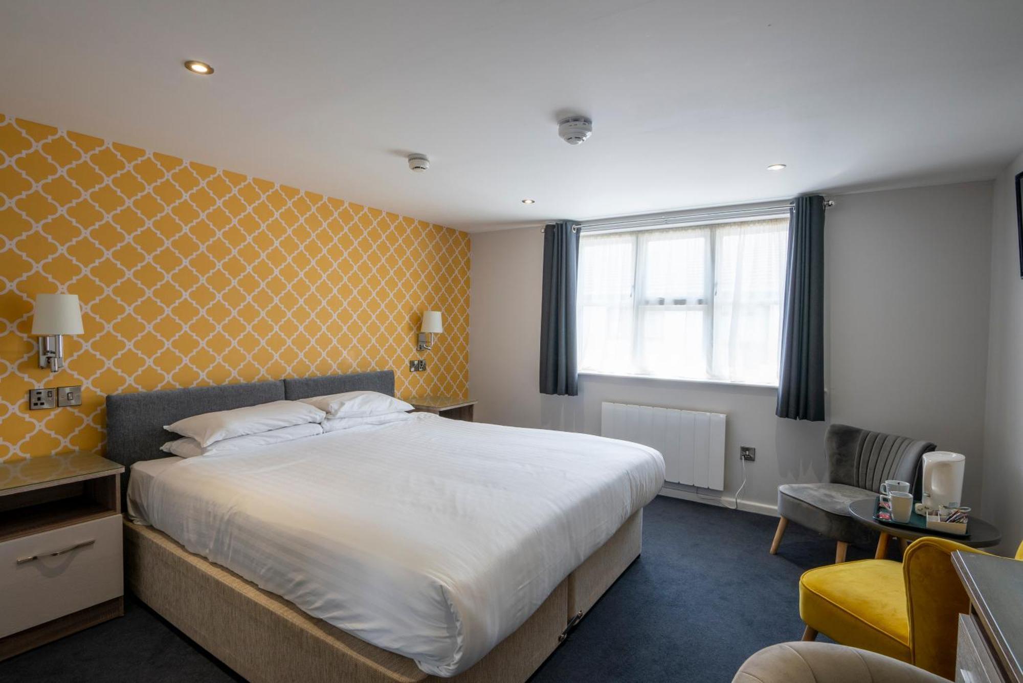 Beaufort Park Hotel Mold Extérieur photo