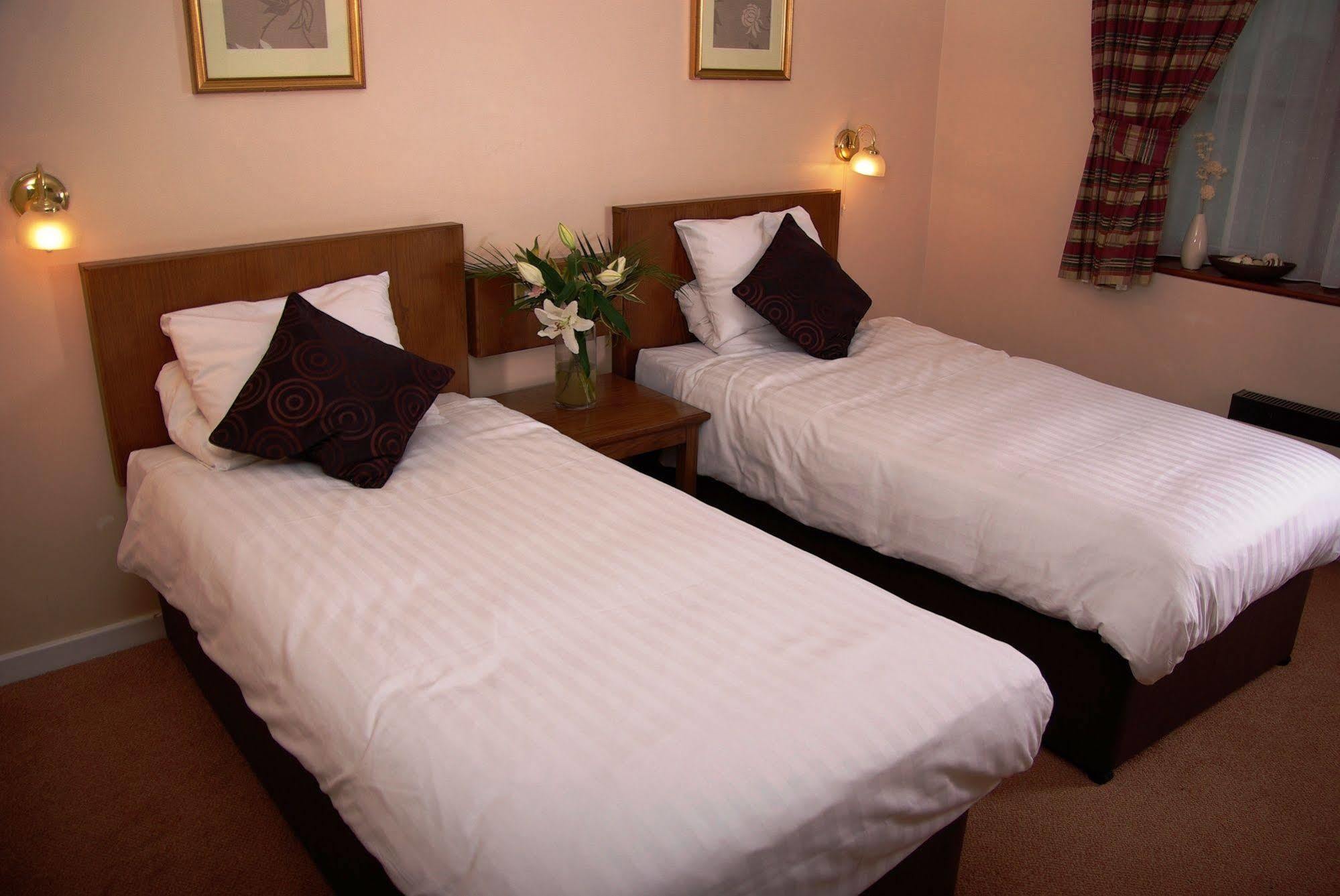 Beaufort Park Hotel Mold Chambre photo